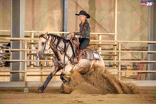 Sabine Koglgruber auf „Asbrightascrome“ © Tom Hautmann