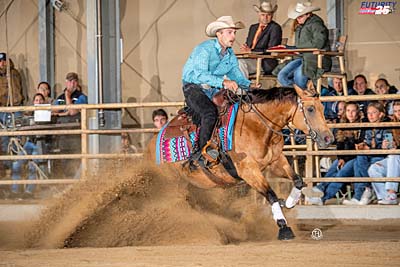 Klaus Lechner auf „Vintage Rose“ („A Sparkling Vintage“ x „Little Smart Wimpy“) – Austrian-Futurity-Champion-Open und -Int.-Open der 4-jährigen mit Show Highscore 227 (Foto © Tom Hautmann)